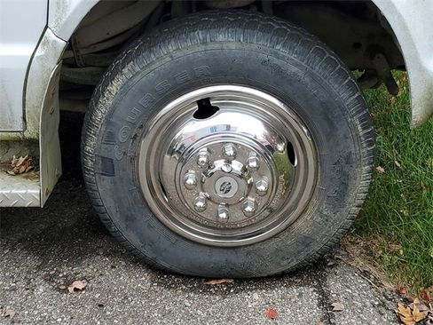 Used 1987 Ford E-350 and Econoline 350 image 5