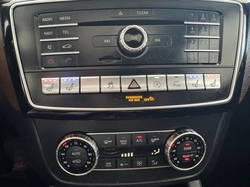 Used 2017 Mercedes-Benz GLS 450 4MATIC image 34