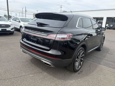 Used 2021 Lincoln Nautilus Reserve w/ Equipment Group 201A AWD/4WD image 4