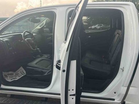 Used 2022 GMC Canyon AT4 w/ Trailering Package AWD/4WD image 18