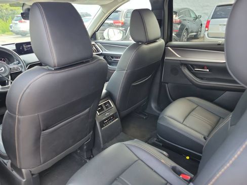 Used 2024 MAZDA CX-90 Plug-In Hybrid w/ Premium Pkg AWD/4WD image 17