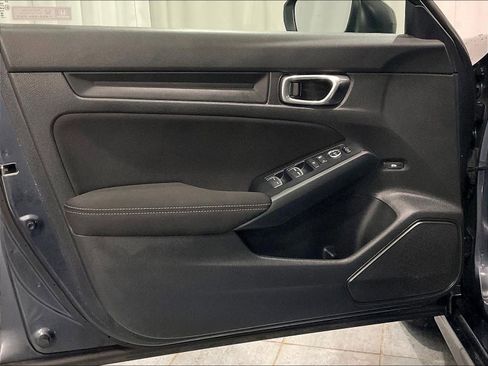 Used 2023 Honda Civic LX image 9