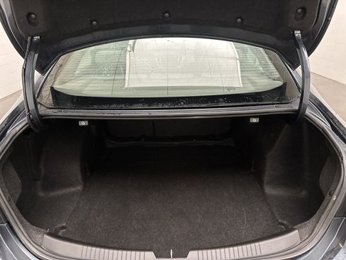 Used 2021 Chevrolet Malibu LT image 13