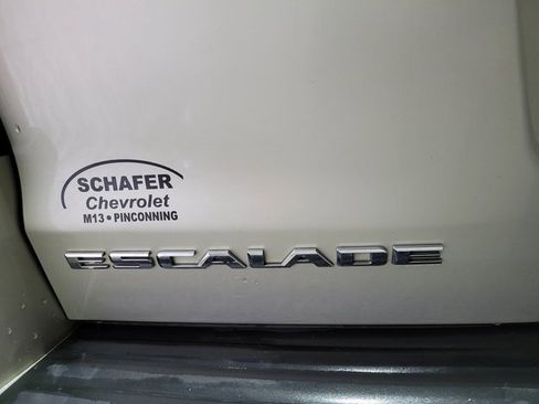 Used 2015 Cadillac Escalade Premium image 67