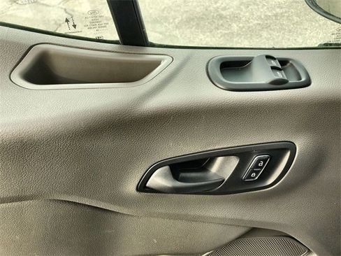 Used 2024 Ford Transit 350 XLT image 13