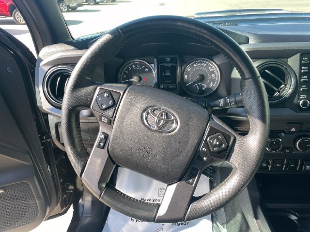 Used 2023 Toyota Tacoma TRD Sport w/ TRD Premium Sport Package AWD/4WD image 25