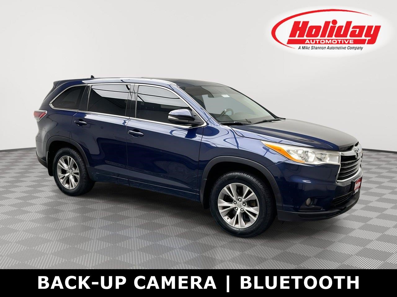 Used 2014 Toyota Highlander Plus AWD/4WD image 1