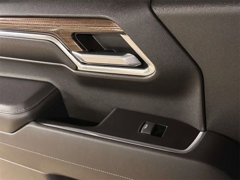 Used 2022 Chevrolet Silverado 1500 LT Trail Boss w/ Protection Package image 20