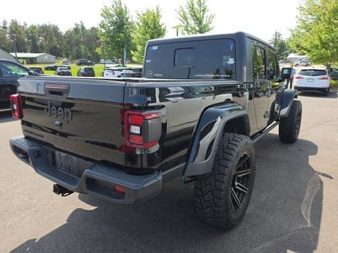 Used 2021 Jeep Gladiator Sport AWD/4WD image 3