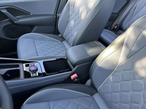 New 2026 Volkswagen Tiguan SEL R-Line image 21