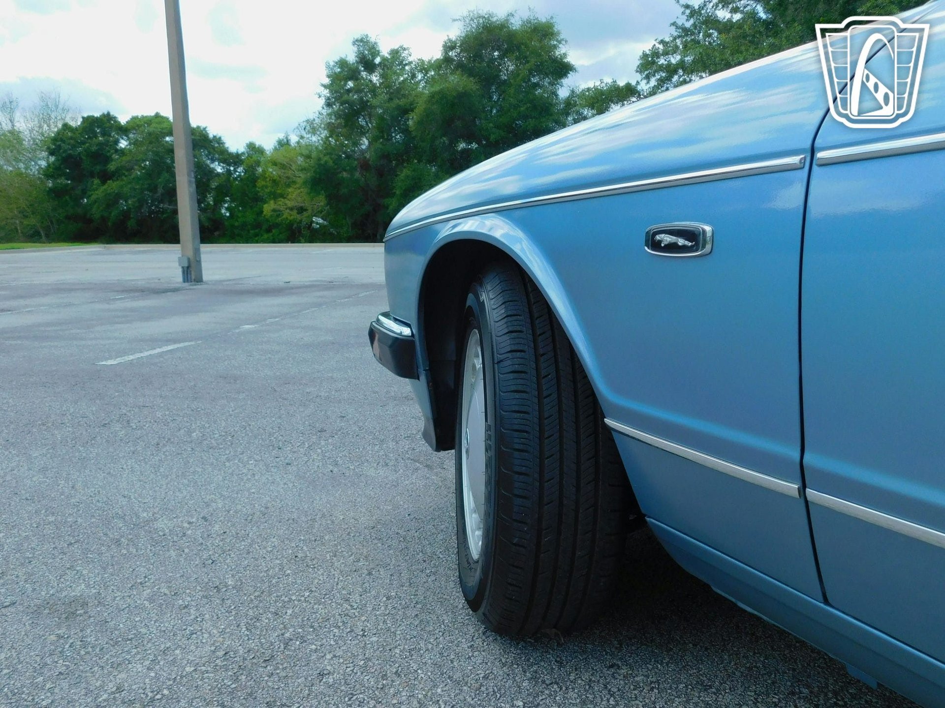 Used 1991 Jaguar XJ Vanden Plas RWD image 25
