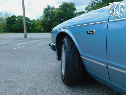 Used 1991 Jaguar XJ Vanden Plas RWD image 25