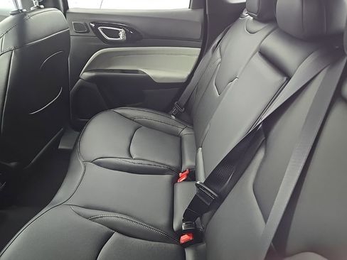 New 2025 Jeep Compass Limited w/ Sun & Sound Group image 8