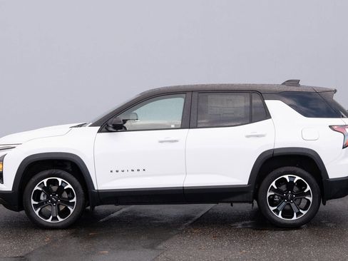 New 2026 Chevrolet Equinox LT w/ Convenience Package II image 25