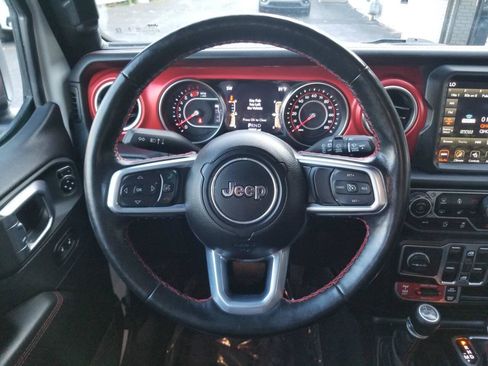 Used 2021 Jeep Wrangler Unlimited Rubicon w/ Dual Top Group AWD/4WD image 22