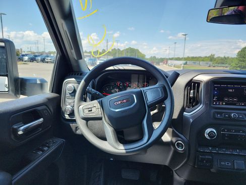 New 2025 GMC Sierra 2500 Pro w/ Convenience Package image 10