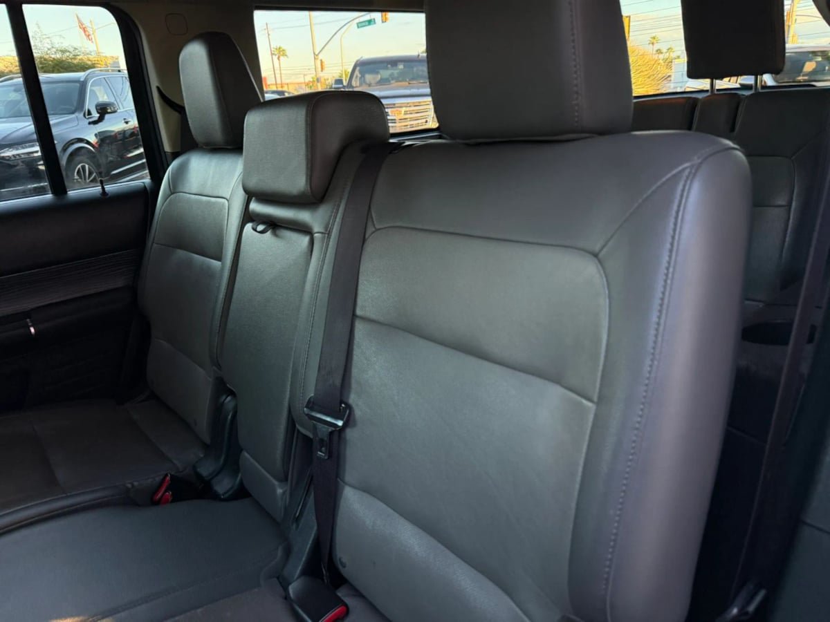 Used 2018 Ford Flex SEL w/ Equipment Group 202A FWD image 41
