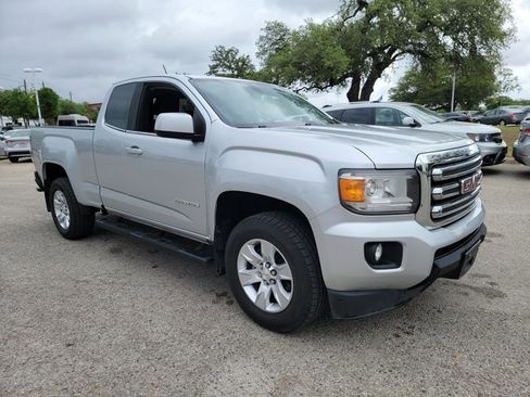 Used 2018 GMC Canyon SLE w/ SLE Convenience Package image 3