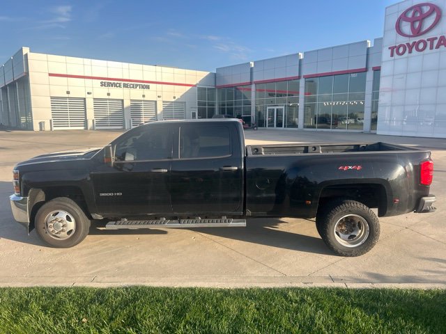 Used 2018 Chevrolet Silverado 3500 W/T w/ WT Convenience Package AWD/4WD image 10
