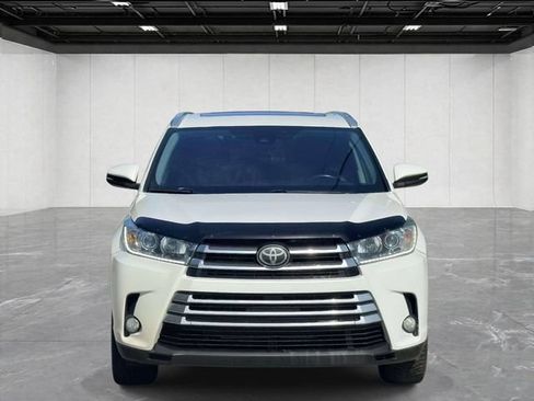 Used 2019 Toyota Highlander XLE AWD/4WD image 8