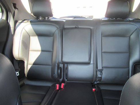 Used 2019 Chevrolet Equinox Premier image 10