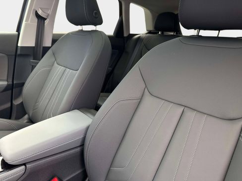 New 2026 Audi Q3 quattro 2.0T AWD/4WD image 21