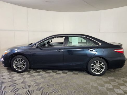 Used 2015 Toyota Camry SE w/ Protection Package FWD image 4