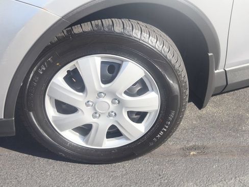 Used 2017 Toyota RAV4 LE w/ All Weather Liner Package AWD/4WD image 18