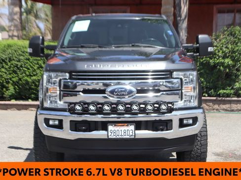 Used 2018 Ford F250 Lariat w/ Lariat Ultimate Package AWD/4WD image 3