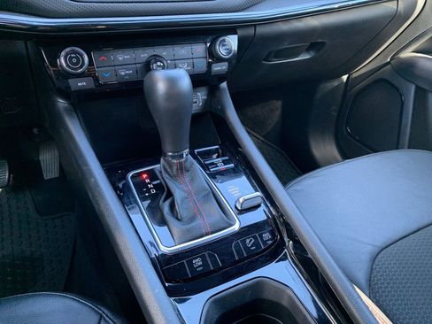 Used 2025 Jeep Compass Trailhawk w/ Trailer Tow Group image 39