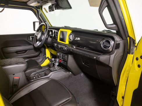 Used 2023 Jeep Wrangler Unlimited Rubicon 392 w/ Trailer Tow Package AWD/4WD image 26