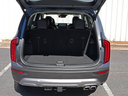 Used 2021 Kia Telluride EX w/ EX Premium Package FWD image 9