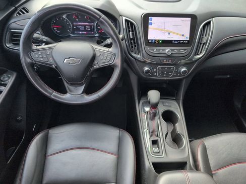 Used 2022 Chevrolet Equinox RS w/ RS Leather Package image 29