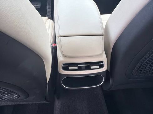 Used 2023 Genesis GV70 2.5T AWD/4WD image 21