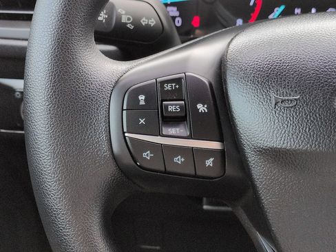 Used 2020 Ford Escape SE FWD image 25