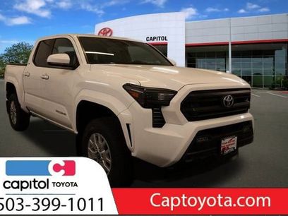 New 2025 Toyota Tacoma SR5