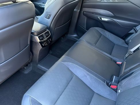 Used 2025 Lexus RX 450h AWD w/ Convenience Package image 15
