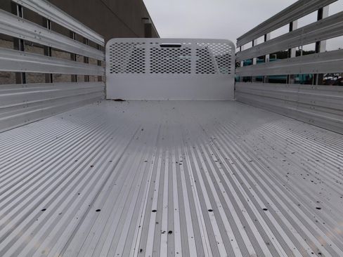 Used 2024 Ford F550 2WD Regular Cab Super Duty image 20