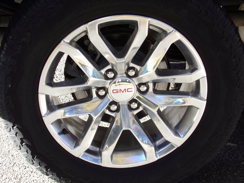 Used 2021 GMC Sierra 1500 SLT w/ SLT Premium Plus Package AWD/4WD image 17