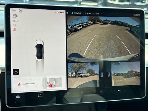 Used 2022 Tesla Model 3 image 19