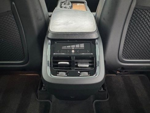 Used 2018 Volvo XC90 T6 Inscription w/ Convenience Package image 18