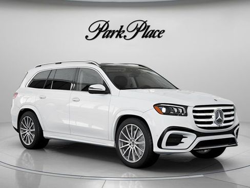 New 2026 Mercedes-Benz GLS 450 4MATIC image 30