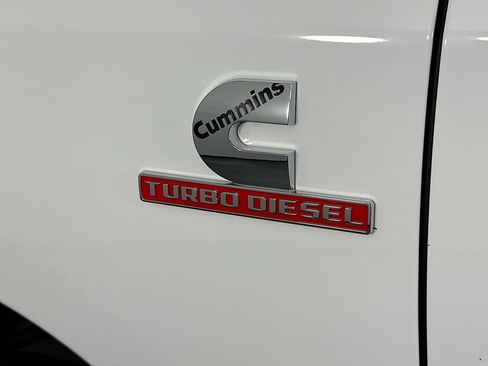 Used 2025 RAM 2500 Big Horn AWD/4WD image 27