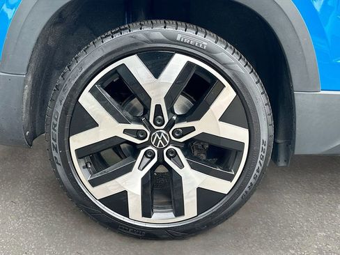 Used 2022 Volkswagen Taos SEL image 30