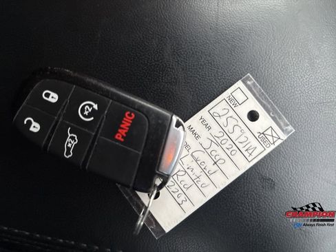 Used 2020 Jeep Grand Cherokee Limited w/ Trailer Tow Group IV image 32