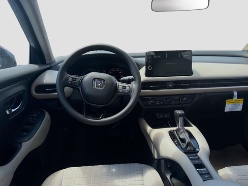 New 2026 Honda HR-V LX image 18