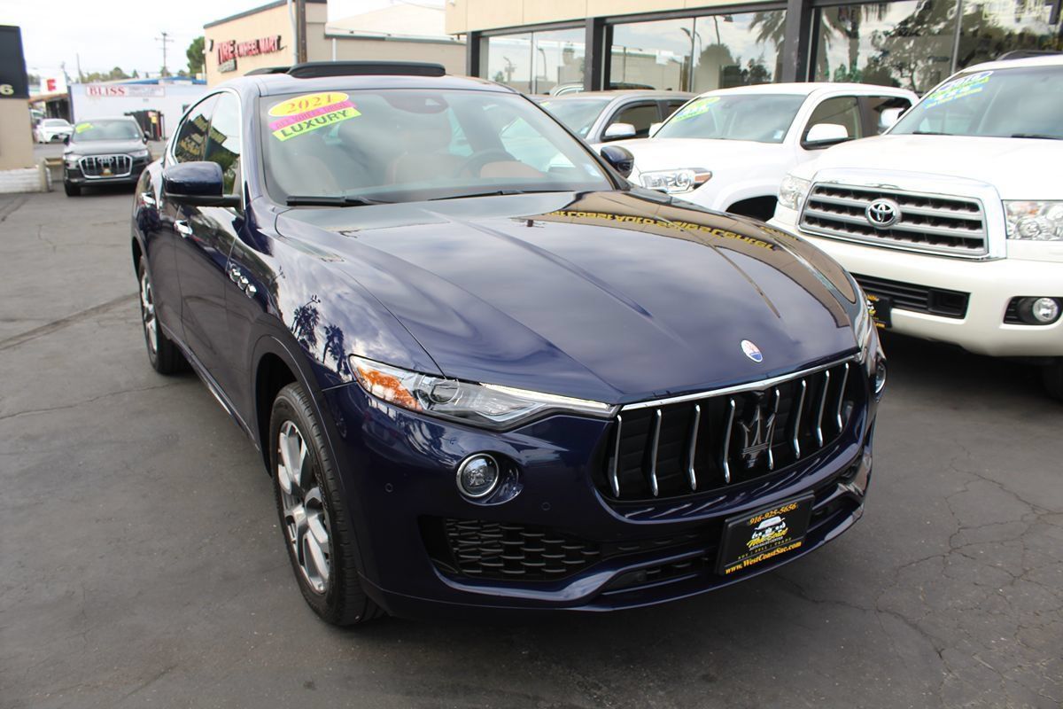 Used 2021 Maserati Levante AWD/4WD image 8