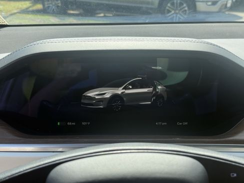 Used 2022 Tesla Model X AWD/4WD image 18