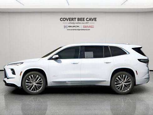 New 2026 Buick Enclave Avenir w/ Super Cruise Package image 4