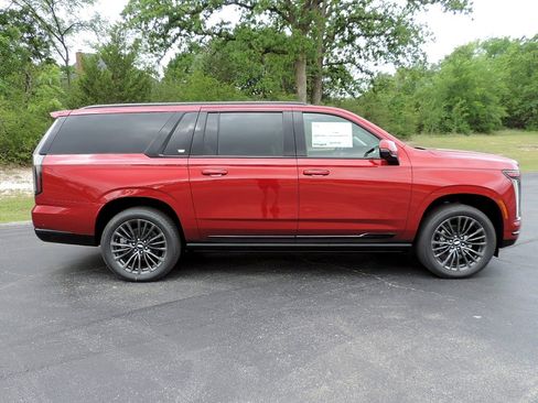 New 2026 Cadillac Escalade ESV Platinum Sport image 4